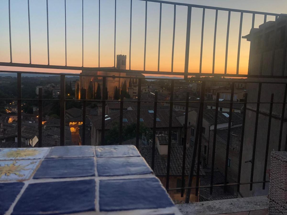 Апартаменты La Terrazza Sul Duomo Сиена Экстерьер фото